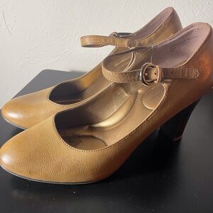 Kelly & Katie Tan Mary Janes